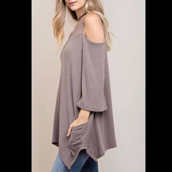 Thermal ribbed cold shoulder!! - Picture 2 of 2